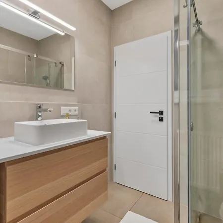 The Capital Retreat Апартаменти